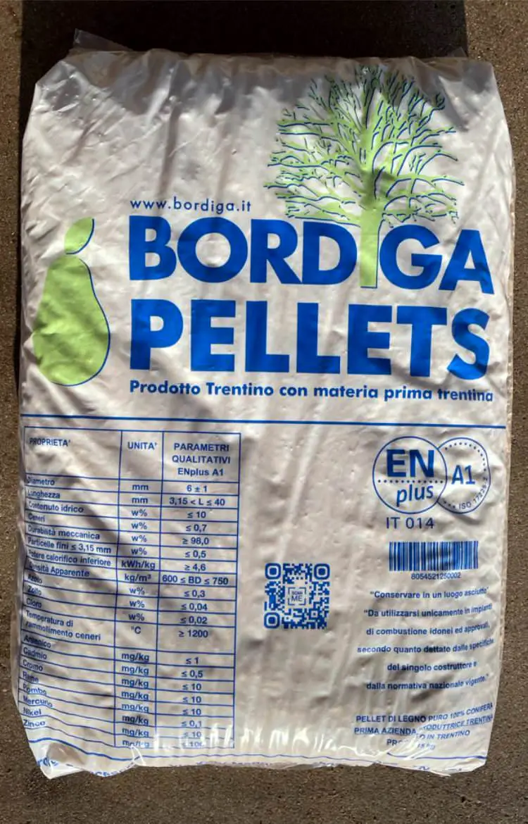 pellet di puro abete - certificato A1 - prodotto in Trentino